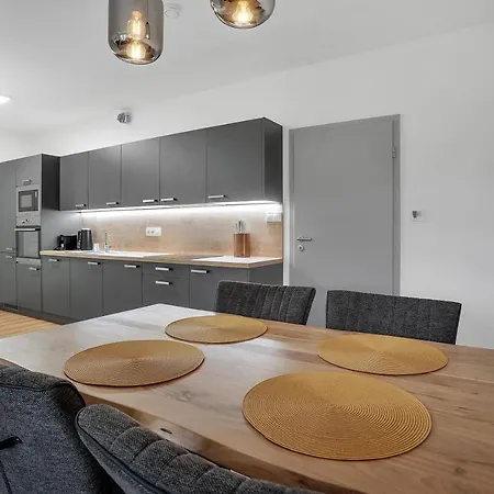 Apartmany Vista Klinovec Loucna pod Klinovcem Exterior photo